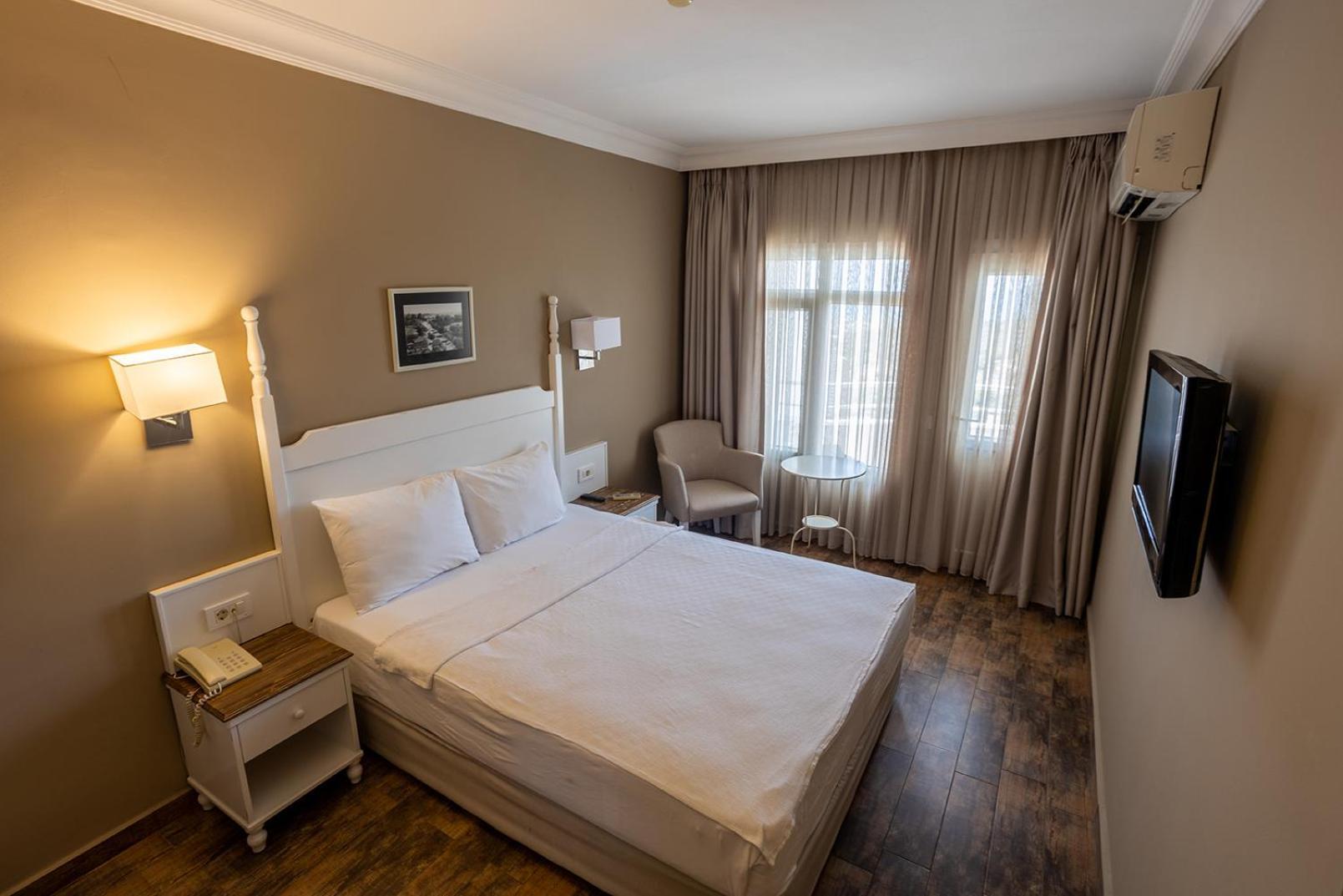 Olbios Marina Resort Hotel Kumkuyu Экстерьер фото