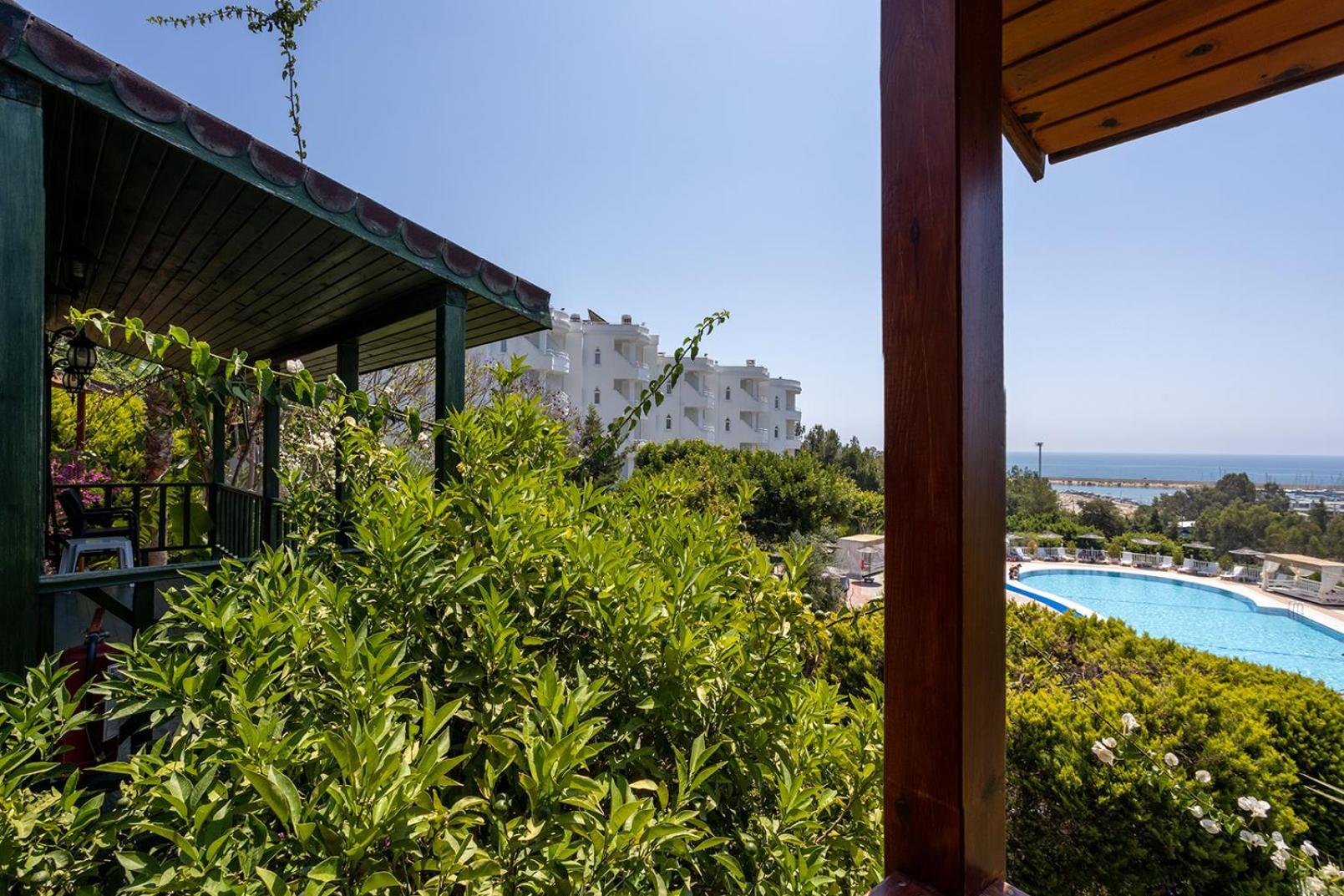 Olbios Marina Resort Hotel Kumkuyu Экстерьер фото
